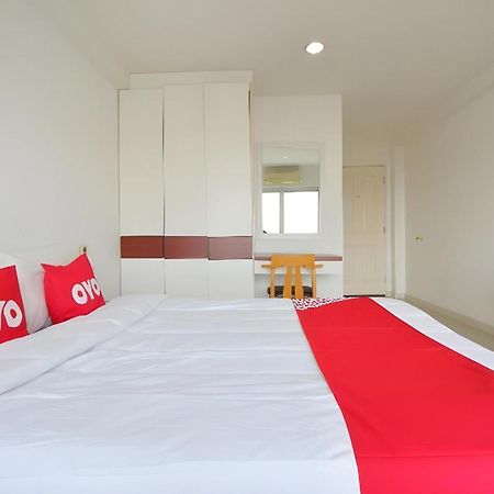 Super Oyo 498 Ladawan Villa Μπανγκόκ Εξωτερικό φωτογραφία