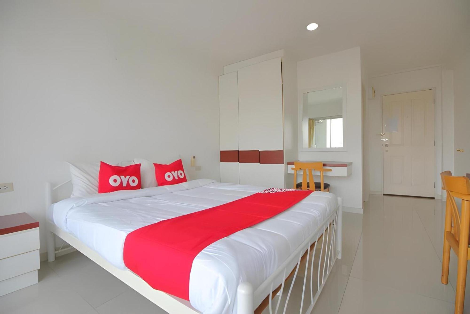 Super Oyo 498 Ladawan Villa Μπανγκόκ Εξωτερικό φωτογραφία