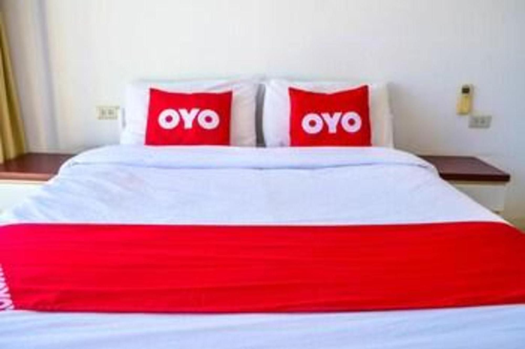Super Oyo 498 Ladawan Villa Μπανγκόκ Εξωτερικό φωτογραφία