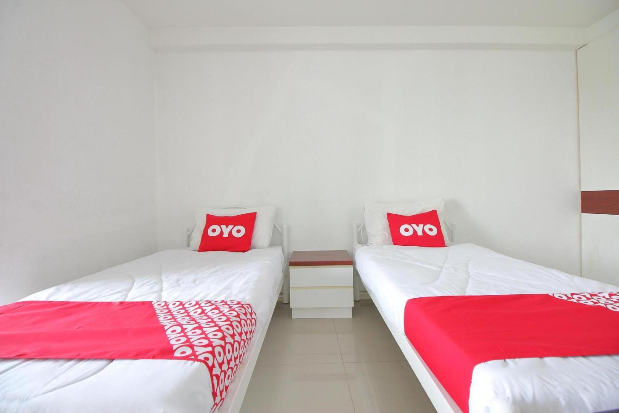 Super Oyo 498 Ladawan Villa Μπανγκόκ Εξωτερικό φωτογραφία